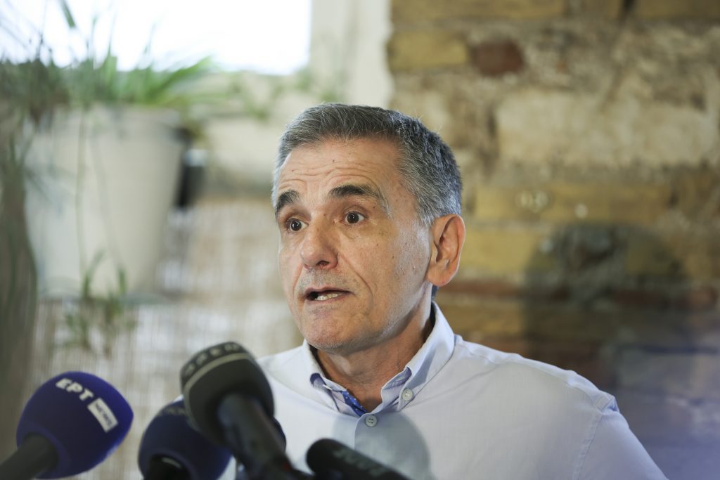 Ευκλείδης Τσακαλώτος: Ανακοίνωσε την υποψηφιότητά του για αρχηγός του ΣΥΡΙΖΑ