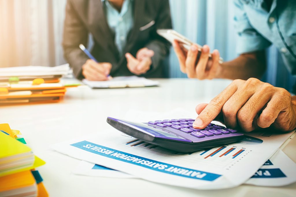 ΑΑΔΕ: Ξεκινάει διασταύρωση σε 3,8 εκατομμύρια φορολογουμένους που δηλώνουν έως 10.000 ευρώ