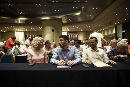 ΣΥΡΙΖΑ: Οι στρατηγικές των υποψήφιων αρχηγών – Ποιοι το σκέφτονται