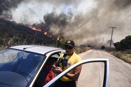 Φωτιές: Πυροσβέστες από Πολωνία, Σλοβακία και Ρουμανία θα συνδράμουν στα πύρινα μέτωπα