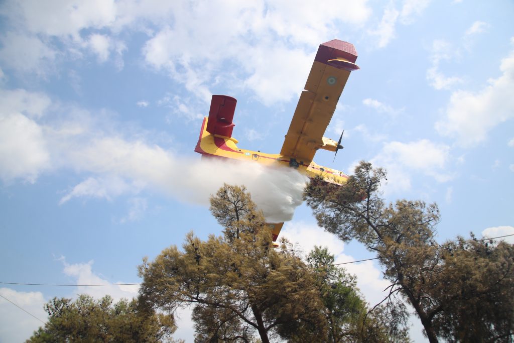 Πολύ υψηλός κίνδυνος πυρκαγιάς σε έξι περιφέρειες της χώρας