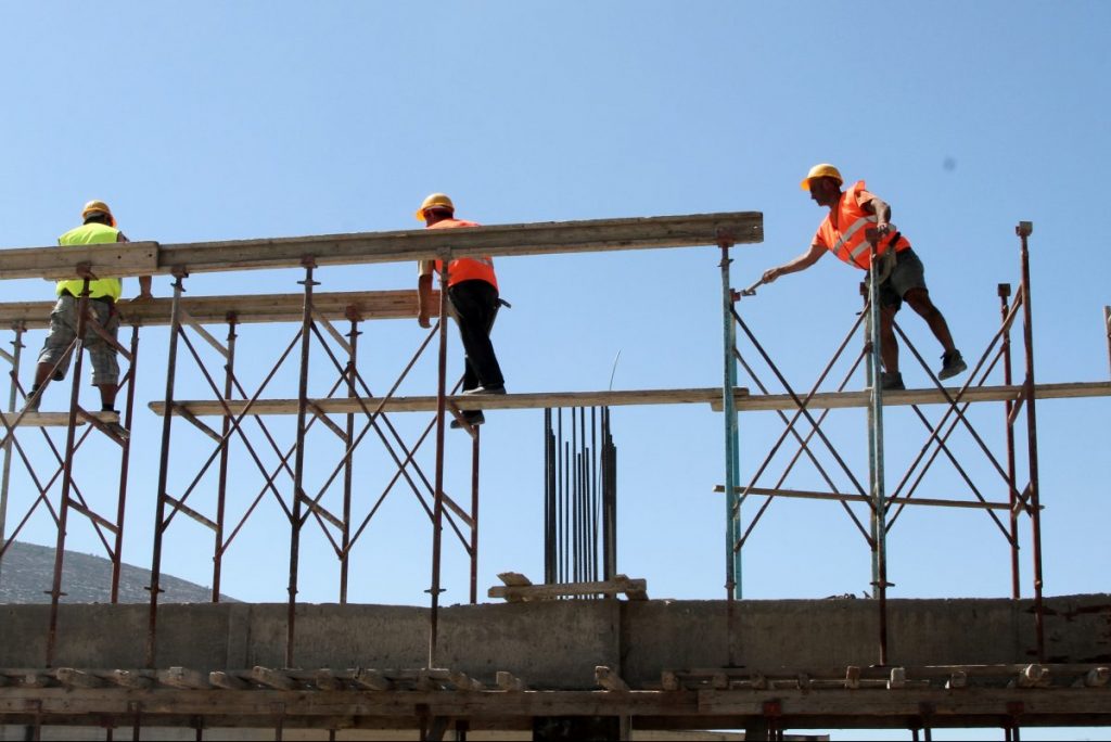 Οικοδομικές άδειες: Νέα πλατφόρμα θα υπολογίζει το κόστος