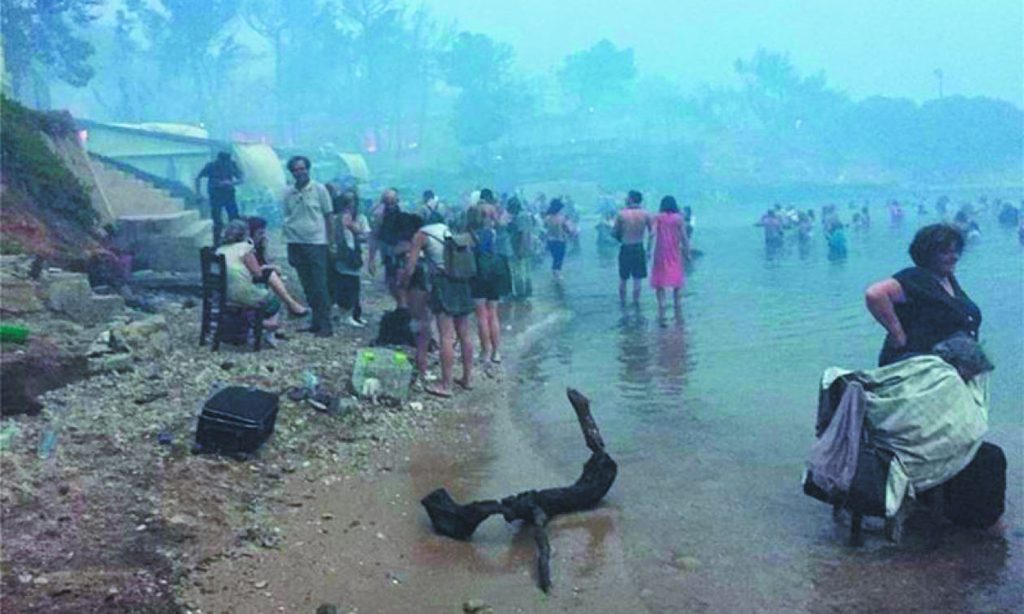 Φωτιά στο Μάτι: «Λυτρώστε με απ’ τον πόνο» – Συγκλονιστικές καταθέσεις