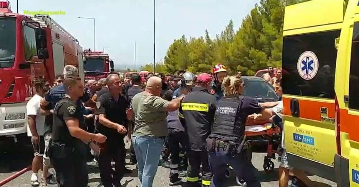 Πάτρα – Κατάρρευση γέφυρας: «Αυτά είναι τα χάλια του επιτελικού κράτους» – Καταγγελίες για εργασία εν μέσω καύσωνα