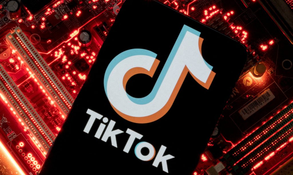 ΗΠΑ: Νομοσχέδιο απειλεί το TikTok με απαγόρευση ΗΠΑ: Νομοσχέδιο απειλεί το TikTok με απαγόρευση