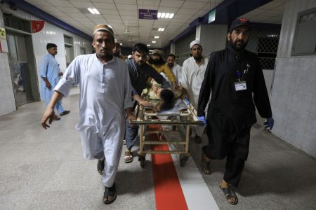 Πακιστάν: Έκρηξη με 40 νεκρούς σε πολιτική συγκέντρωση