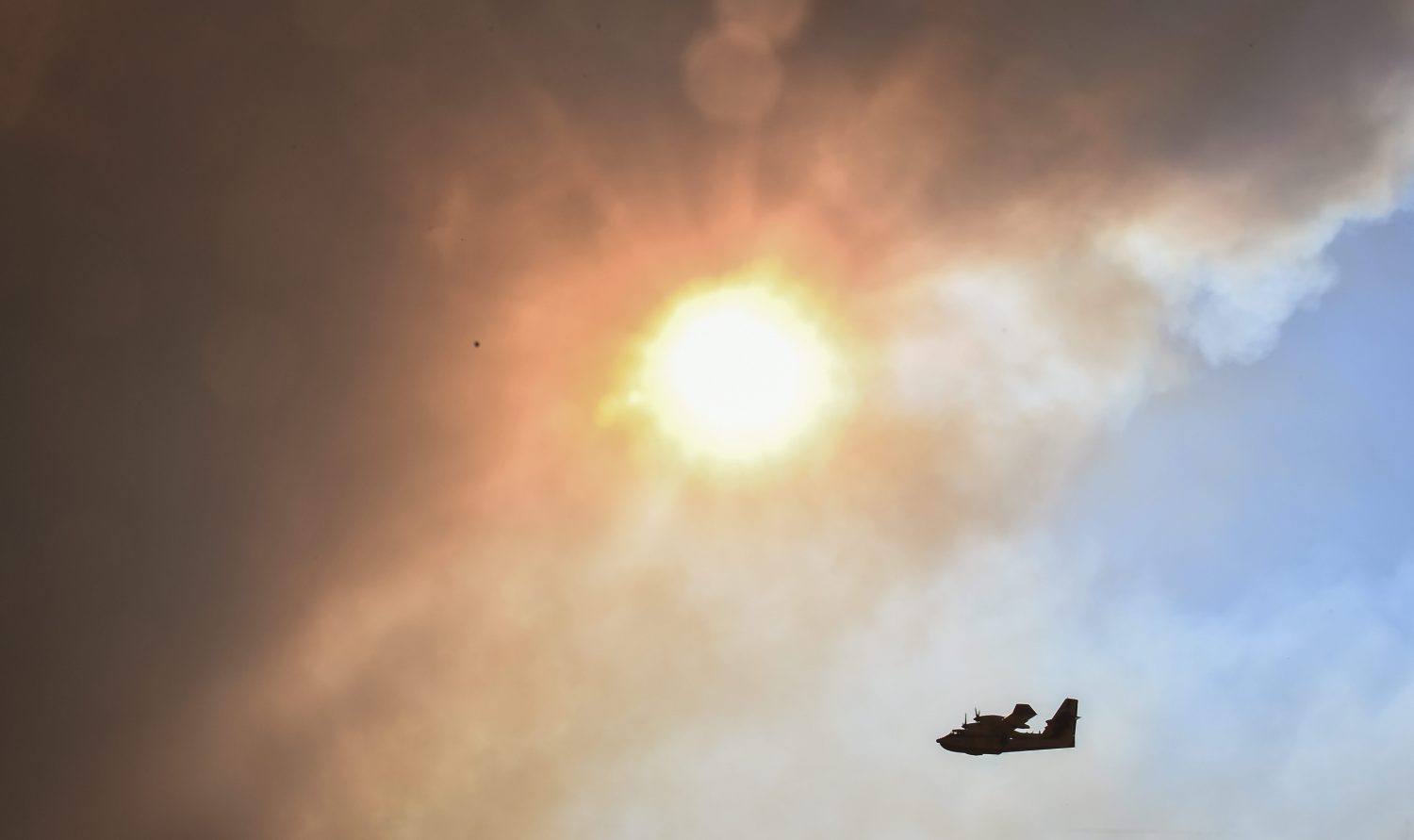 Η ιδιαιτερότητα των Canadair, το πάθος των πιλότων και ο βαρύς φόρος αίματος