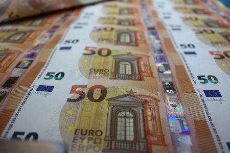 Προϋπολογισμός: Πρωτογενές πλεόνασμα σχεδόν στα 6 δισ. ευρώ