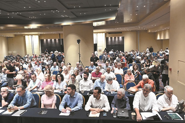 Οι «στρατοί» των υποψηφίων Οι «στρατοί» των υποψηφίων