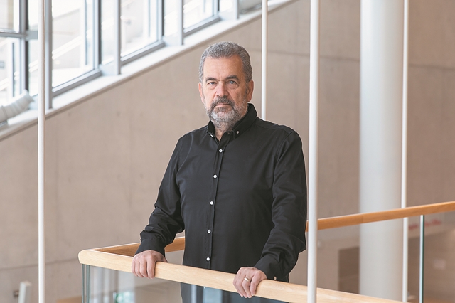 Ηλίας Βουδούρης: Διευθύνοντας τον «Σουρή της μουσικής»