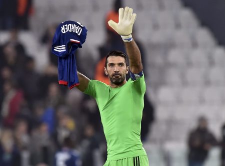 Μπουφόν: Το αντίο του στο ποδόσφαιρο ήταν ένα μνημείο αλληλοσεβασμού