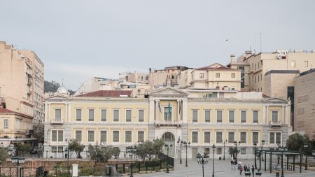 Δήμος Αθήνας: Μάχη ή Περίπατος; Η στρατηγική, ο πήχης και οι προσδοκίες των «τριών»
