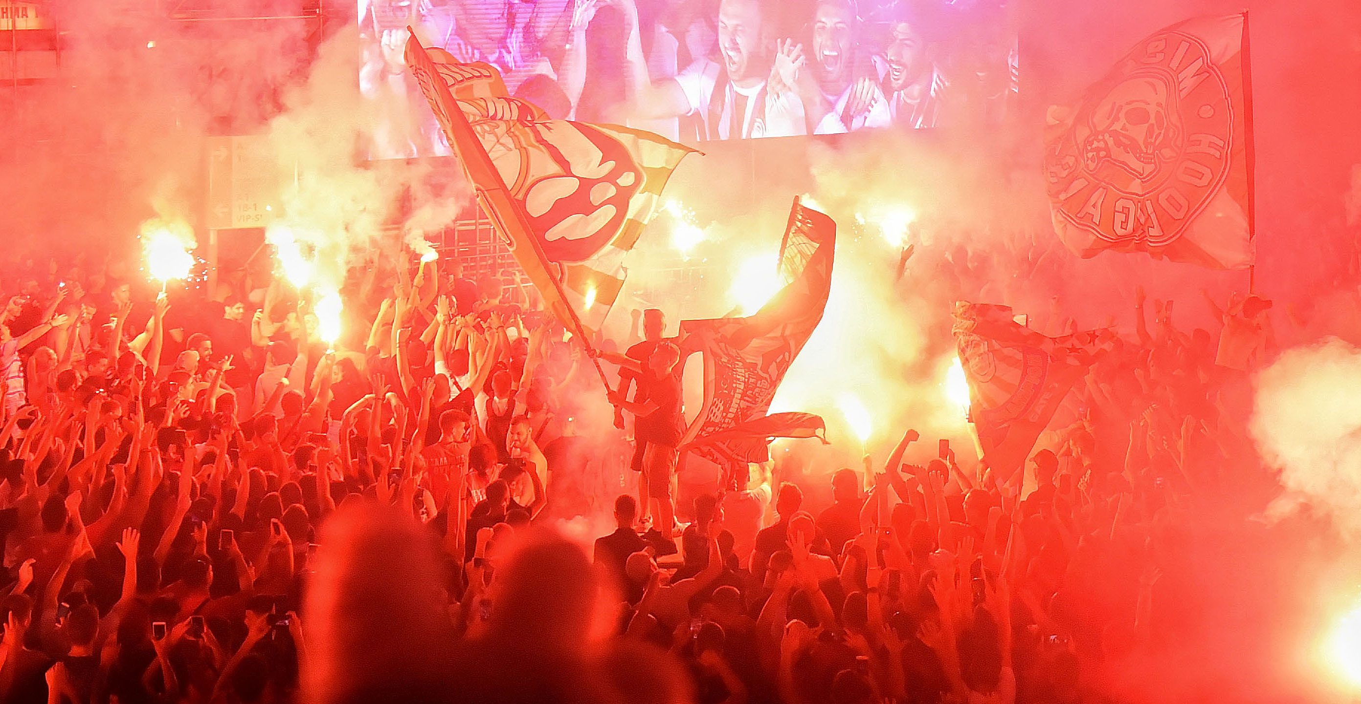 ΠΑΕ Ολυμπιακός προς φιλάθλους: «Είστε η δύναμη μας, την τιμωρία αποζητούν μόνο οι εχθροί»