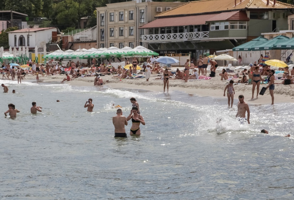 Ουκρανία: Άνοιξαν για πρώτη φορά παραλίες μετά τη ρωσική εισβολή