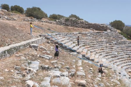 Eνα εργαστήριο σύγχρονης τέχνης