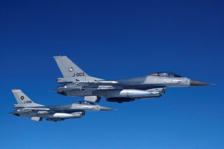 Ουκρανία: Χωρίς ελπίδα για παραλαβή F-16 εντός του έτους