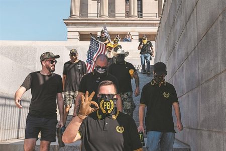 Βαριές ποινές γιατους Proud Boys