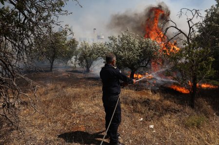 Φωτιές: Ακραίος κίνδυνος πυρκαγιάς την Τρίτη – Οι περιοχές που κινδυνεύουν