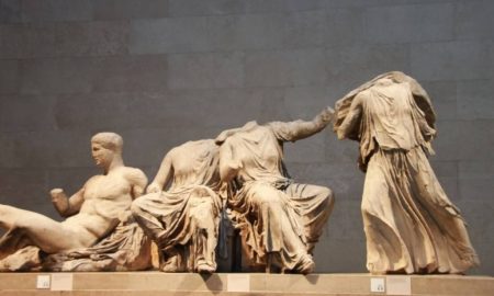 Μενδώνη για Γλυπτά του Παρθενώνα: Κακοποιούνται και καταστρέφονται στο Βρετανικό Μουσείο