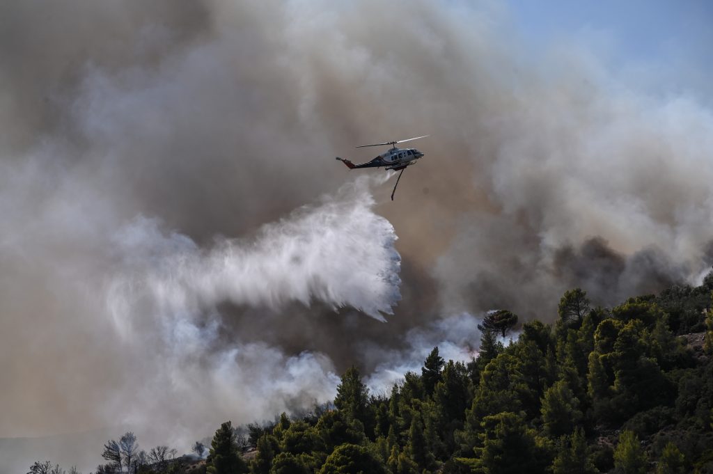 Φωτιά στον Ταρσό Βοιωτίας: Ήχησε το 112
