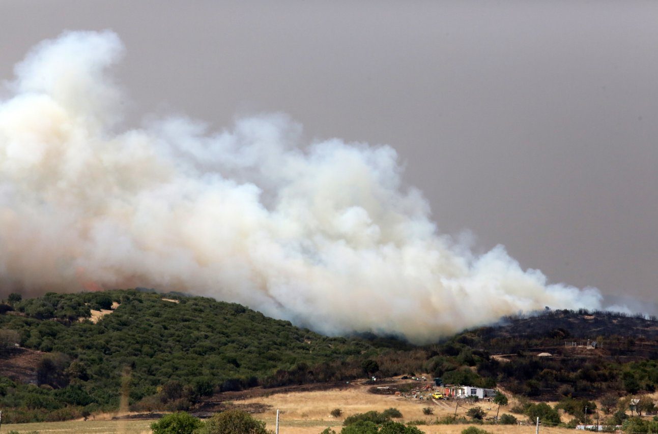 Φωτιά στην Αλεξανδρούπολη: Χωρίς ρεύμα η Σαμοθράκη