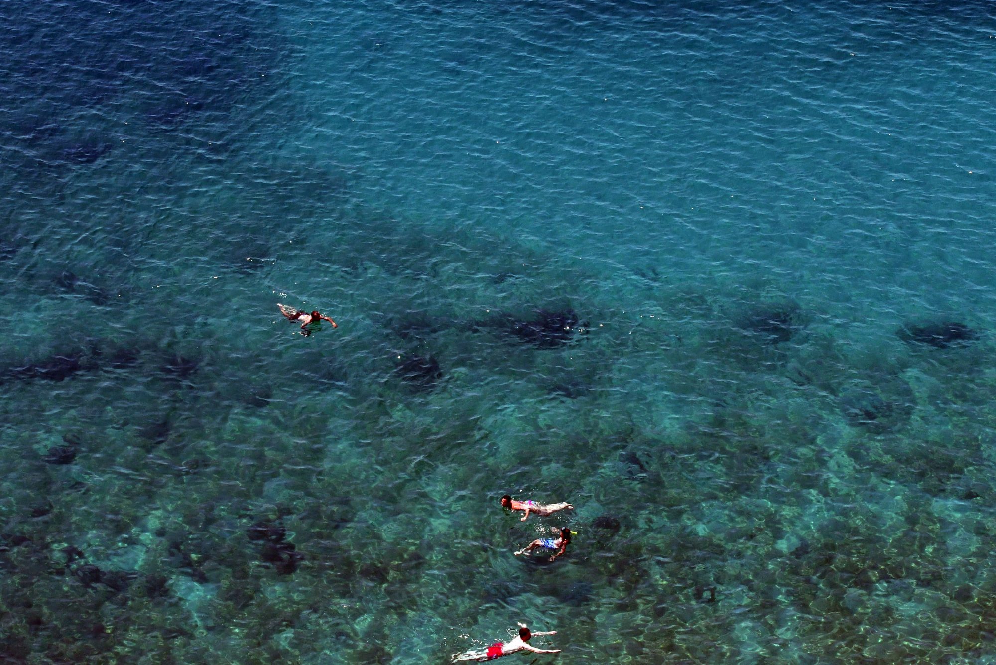 Δεν ξέρουμε να κολυμπάμε, ξέρουμε να επιπλέουμε