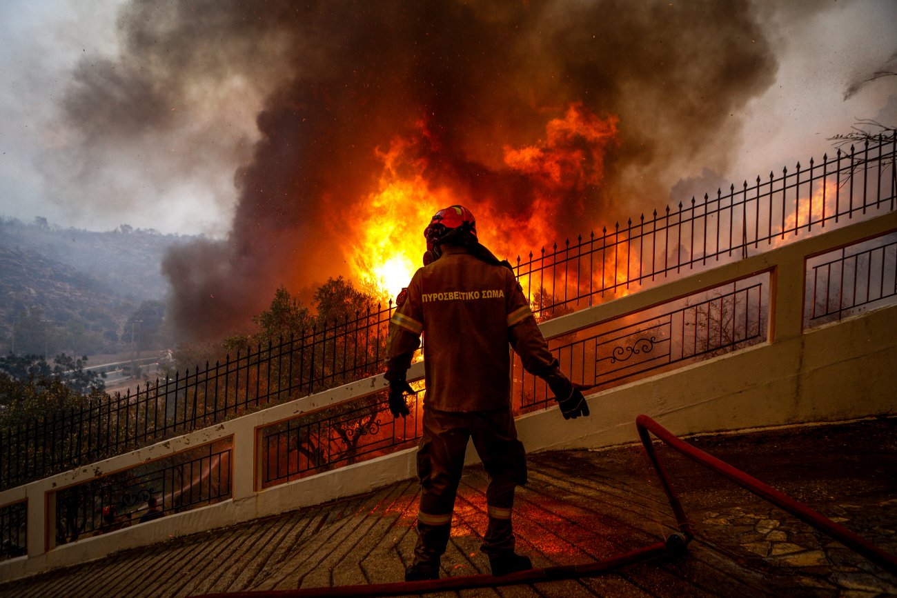 Φωτιά στη Φυλή: Κάηκαν περιουσίες - Κάτοικοι σε απόγνωση - ΤΟ ΒΗΜΑ