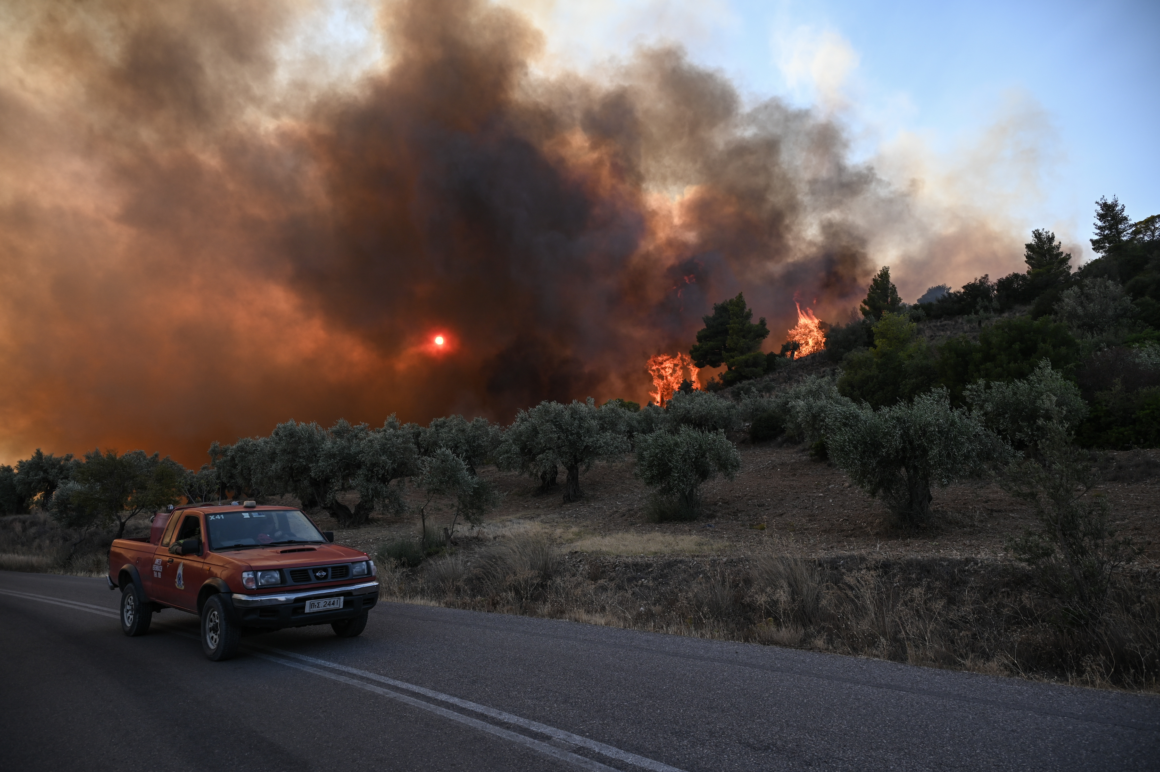 Υψηλός κίνδυνος πυρκαγιάς σε 5 περιφέρειες