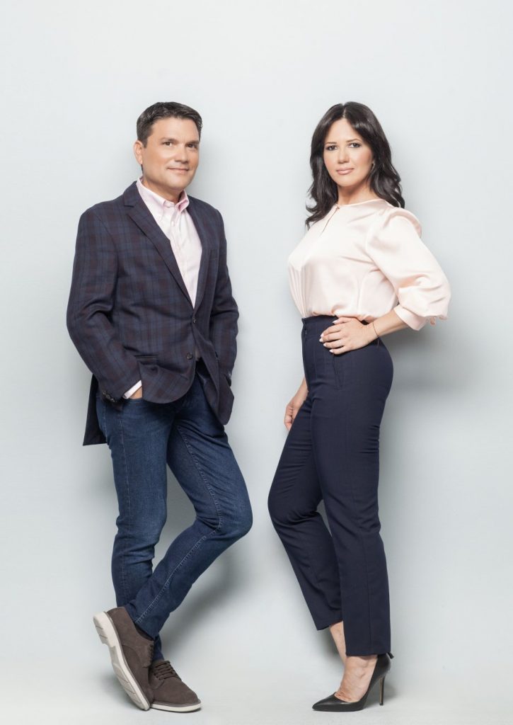 «MEGA Σαββατοκύριακο» με τον Ντίνο Σιωμόπουλο και τη Στέλλα Γκαντώνα