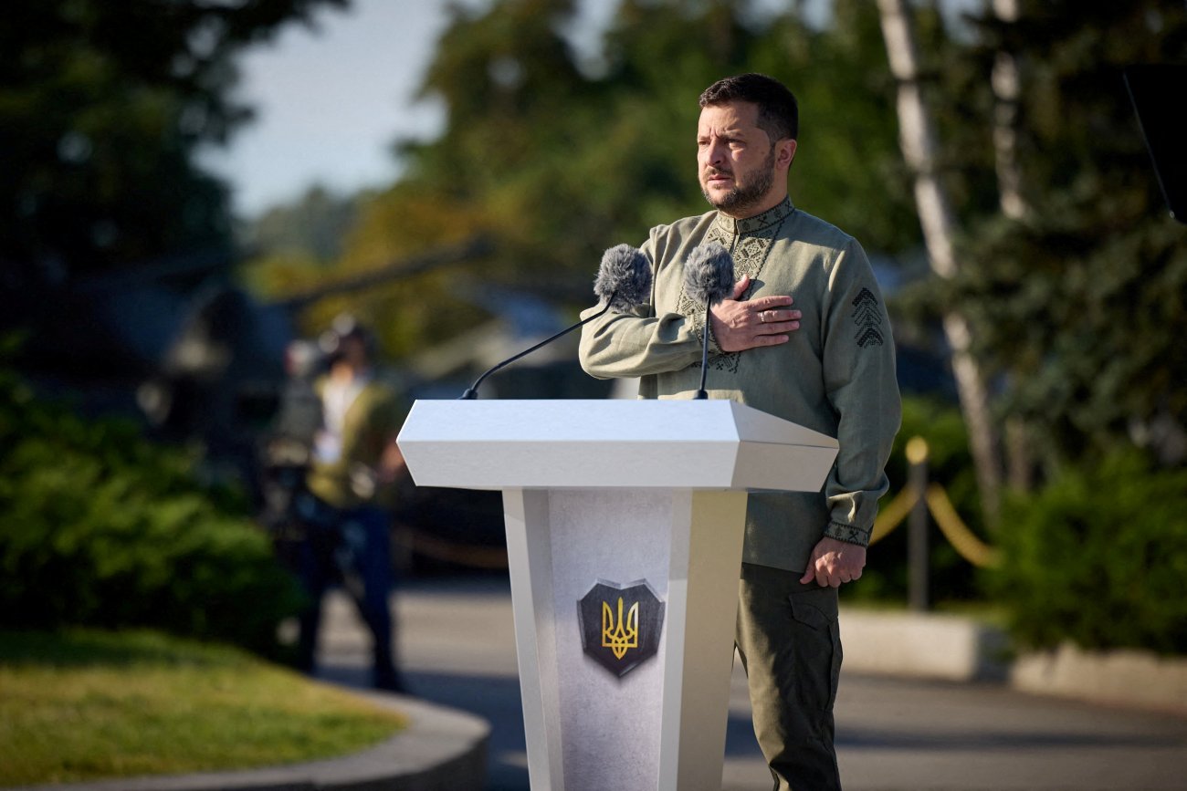 Ζελένσκι: Υπαινίσσεται μια λύση μέσω διαπραγμάτευσης για την Κριμαία