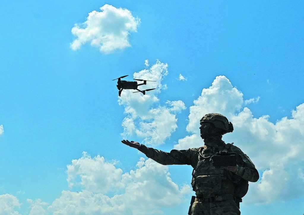 ΓΕΕΘΑ: Η άκρως απόρρητη υπηρεσία που μελετά τον ρωσοουκρανικό πόλεμο – Τα διδάγματα