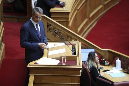 Μητσοτάκης – Live η δευτερολογία του πρωθυπουργού στη Βουλή