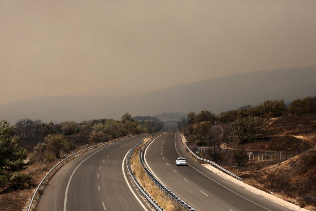 Έβρος: Γιατί δεν μπορούν να πετάξουν τα αεροσκάφη στη φωτιά