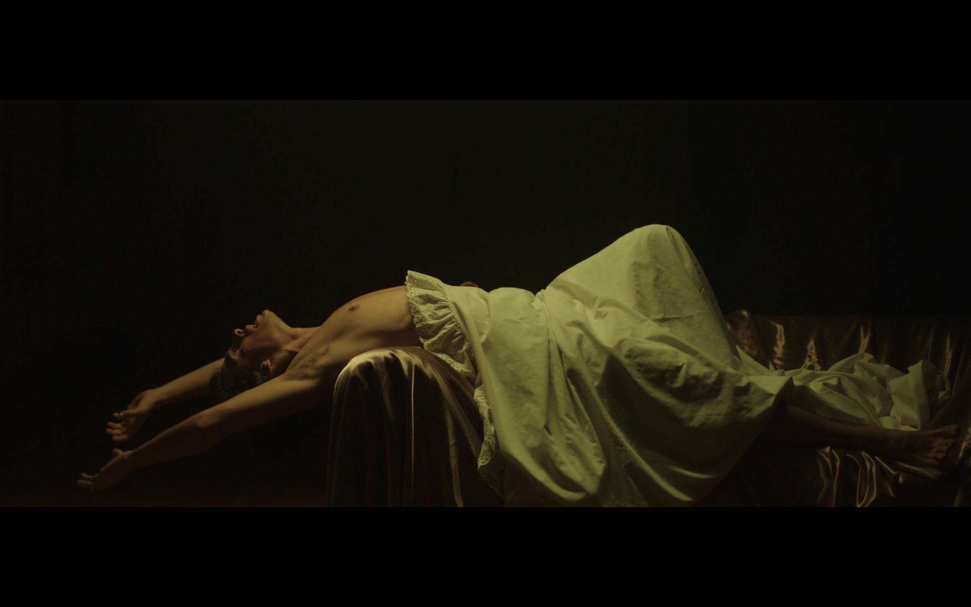 Σταύρος Κωστόπουλος: «Κάθε ταινία είναι μια απέλπιδα προσπάθεια για έλεγχο»