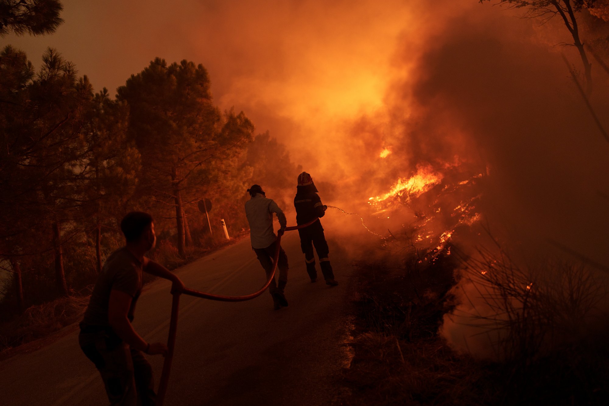 Εβρος: Μαίνεται για 15η μέρα η φωτιά – Σε Σουφλί, Κορνοφωλιά και Δαδιά τα μέτωπα