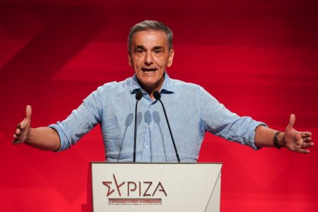 Συνέδριο ΣΥΡΙΖΑ – Τσακαλώτος: «Αυτοί είμαστε – Δεν κάνεις εκπτώσεις μόνο για να κερδίσεις τις εκλογές»