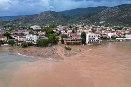 Κακοκαιρία Daniel: Πλημμύρισαν 750.000 στρέμματα στη Θεσσαλία – Εικόνα από τον δορυφόρο