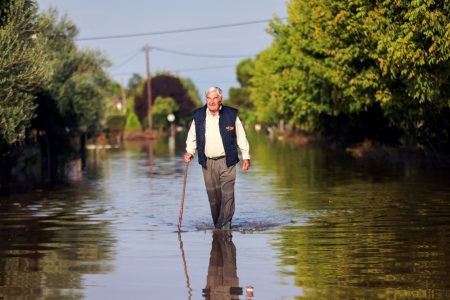 Οι σοβαρές επιπτώσεις στην ελληνική οικονομία από τις φυσικές καταστροφές
