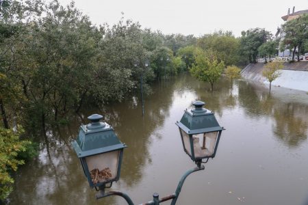 Λάρισα: Νέο μήνυμα του 112 για έντονα πλημμυρικά φαινόμενα