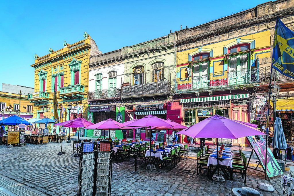 Πόρτο Χέλι, Λονδίνο, Μπουένος Αϊρες