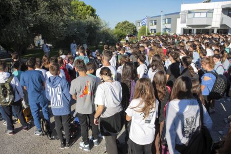 Ανοίγουν τα σχολεία – Μια εβδομάδα μετά το άνοιγμα στη Θεσσαλία