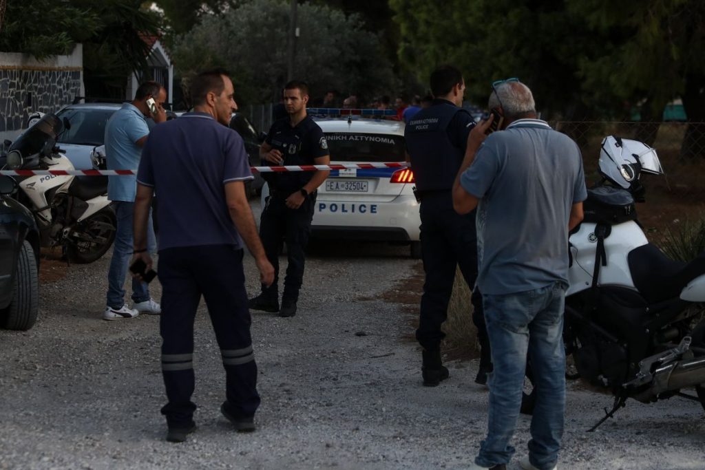 Αρτέμιδα: Τι έχει βρει και τι ψάχνει η ΕΛ.ΑΣ μετά το μακελειό με τους έξι νεκρούς