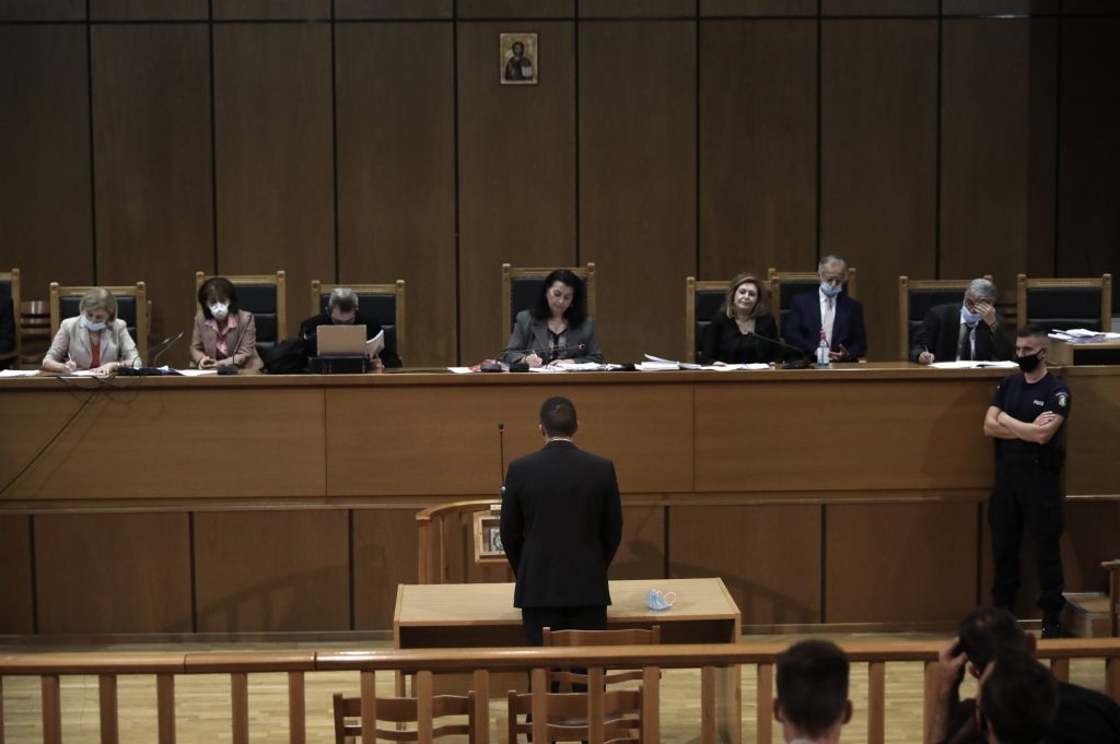 Αποκλείοντας νεοναζιστές από τις εκλογές