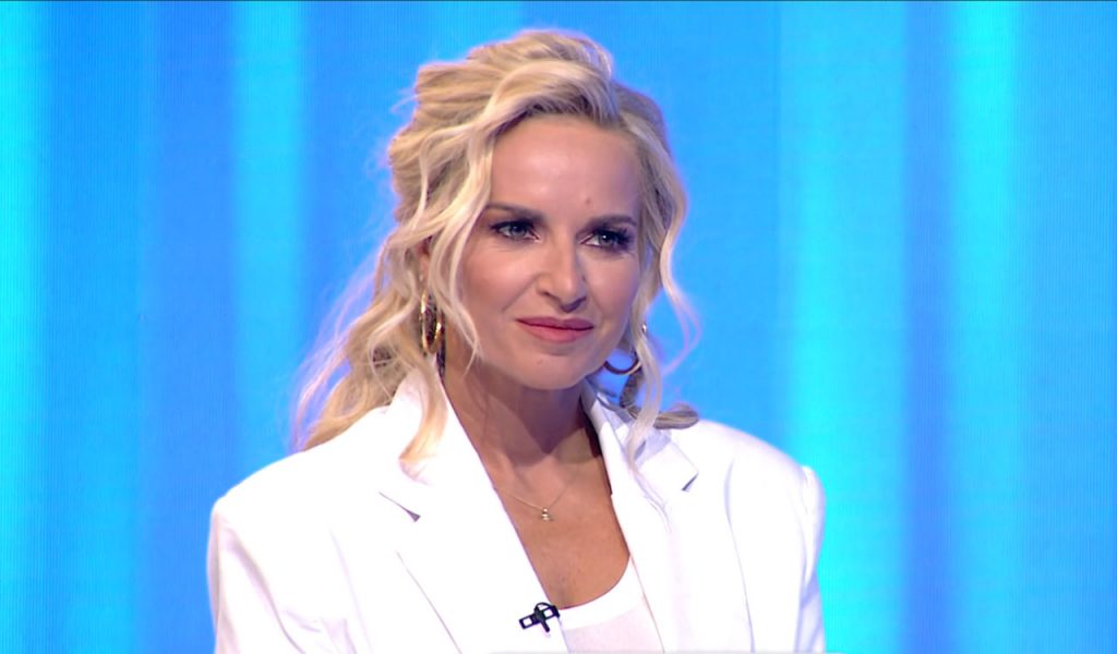 «Η επιτυχία είναι συνολική» – Η Μαρία Μπεκατώρου μιλάει στο ΒΗΜΑ και μπαίνει σε ρόλο παίκτη του «The Chase»