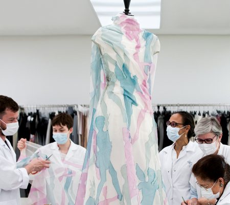 Η μόδα στην υπηρεσία της προσφοράς