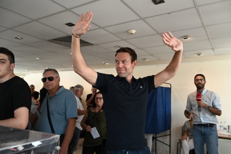 Εκλογές ΣΥΡΙΖΑ: Στην κάλπη ο Κασσελάκης – «Να πάρουμε τη χώρα πίσω»