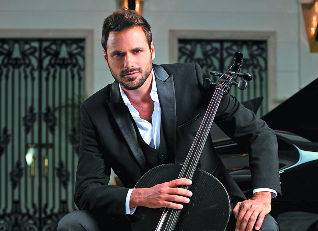 O διάσημος τσελίστας Stjepan Hauser στον Λυκαβηττό