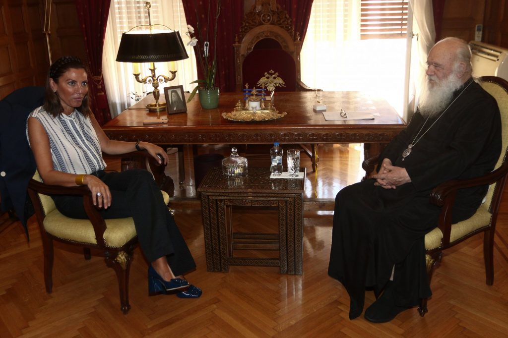 Συνάντηση Αρχιεπισκόπου με τη γενική γραμματέα Δημόσιας Περιουσίας