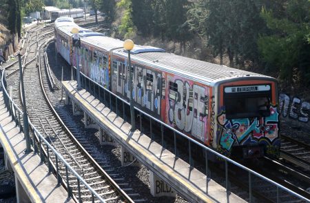 Απεργία: Πώς θα κινηθούν Μετρό, ΗΣΑΠ και λεωφορεία την Πέμπτη