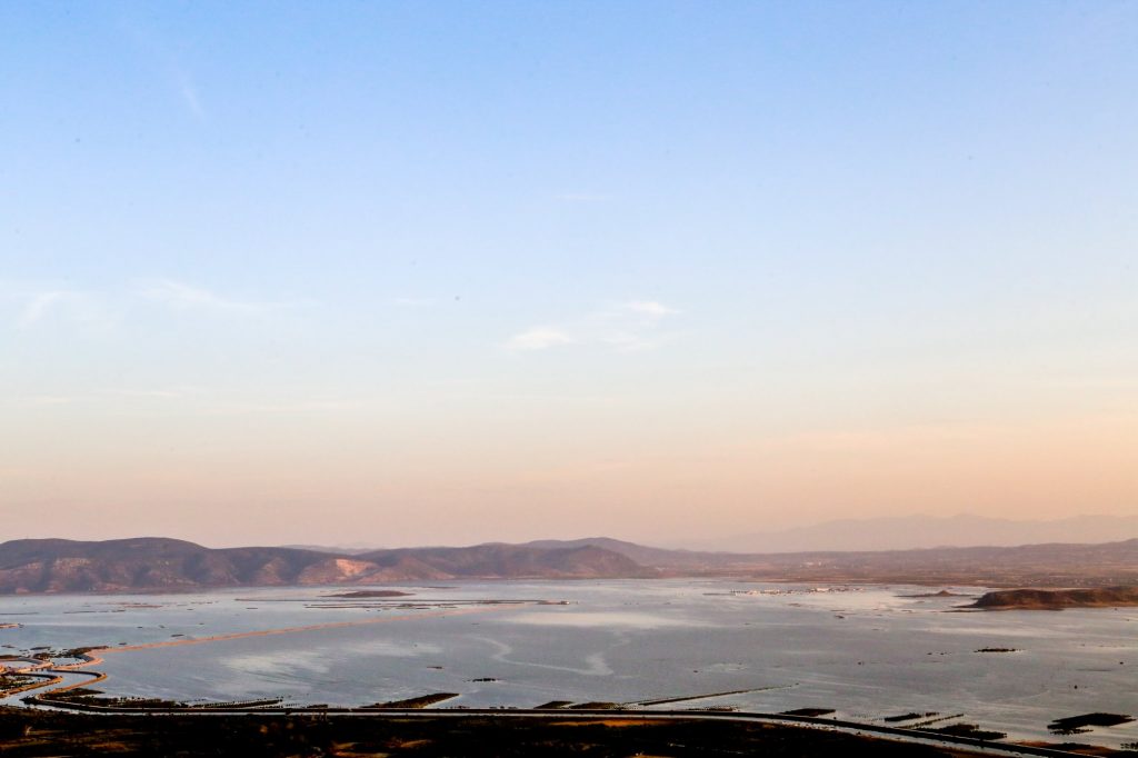 Λίμνη Κάρλα: Αγνοείται ψαράς – Επιχείρηση εντοπισμού